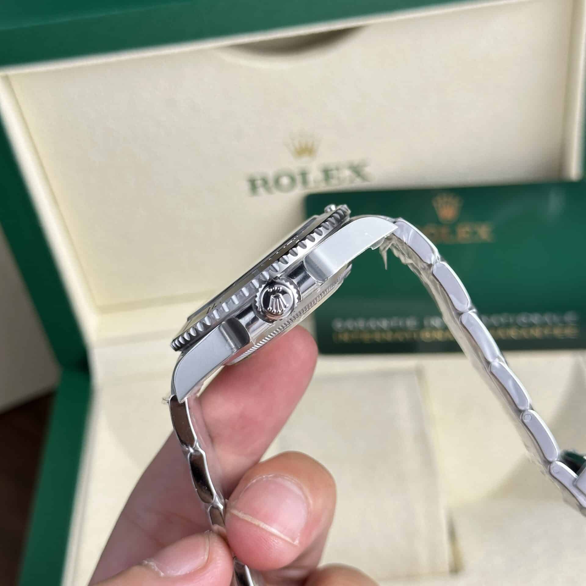 Rolex Submariner 124060 No Date BLack Dial Clean Factory 1:1 Replica 41mm - Image 7