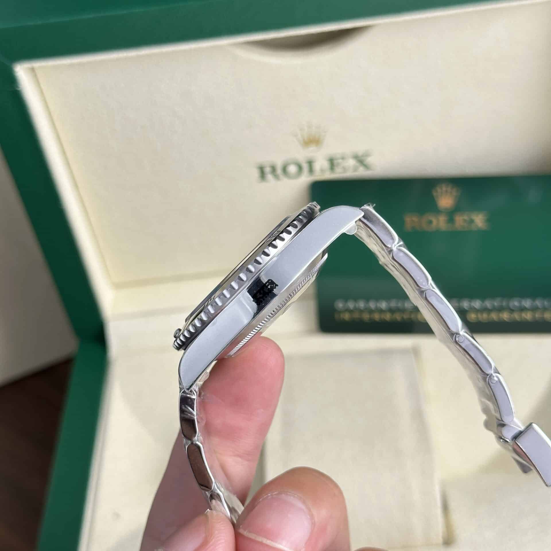 Rolex Submariner 124060 No Date BLack Dial Clean Factory 1:1 Replica 41mm - Image 8